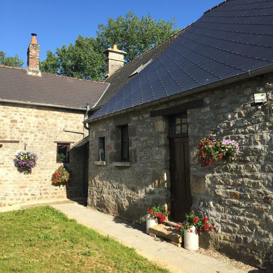 No 3 Route De Lingramiere Bed and Breakfast La Ferte-Mace Exteriör bild
