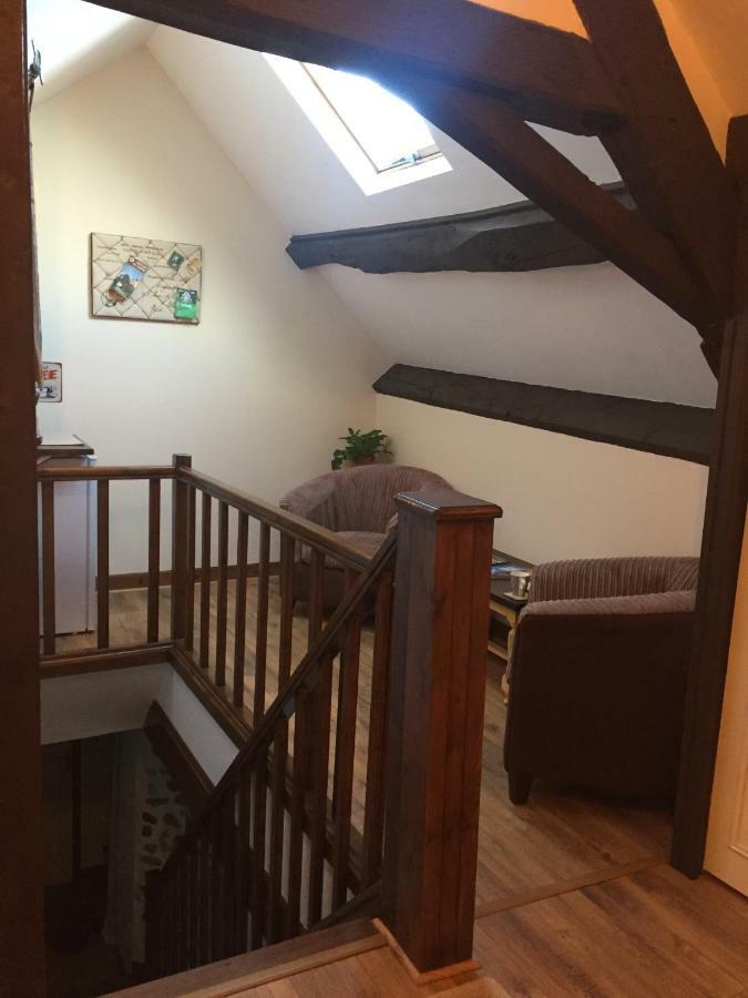 No 3 Route De Lingramiere Bed and Breakfast La Ferte-Mace Exteriör bild
